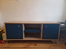 Bisley Rowan Medi Modern TV