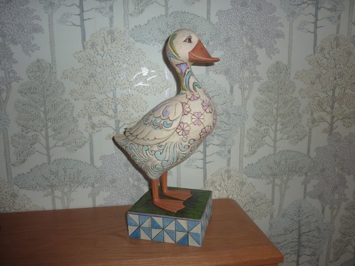 Lovely jim shore heartwood - lovely,