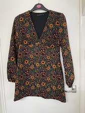 Zara Trafaluc Size M Short Floral Dress 60’s Vibe