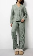 TU Sage Green Spotted Print