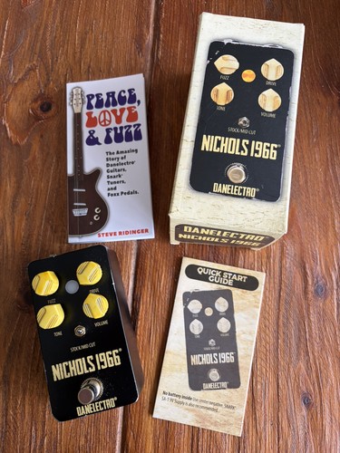 Danelectro nichols 1966 fuzz - 1966, /