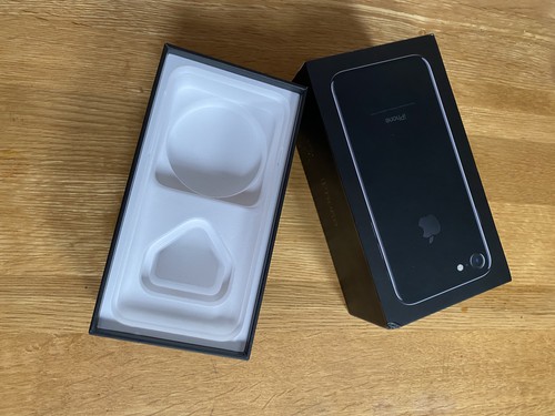 Iphone black good condition - iphone,