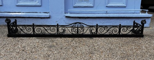 Antique fire fender - antique, fender.