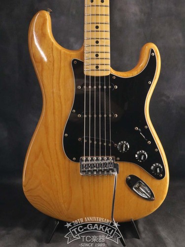 Fender 1977 stratocaster used - fender,