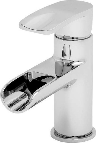 Tre mercati ora waterfall - waterfall, tap