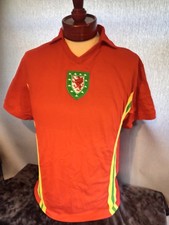 Official Wales Cymru FAW 1976 Retro Home Football Shirt Men's Size XL, No.10 