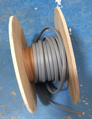 Cables core and earth 6mm - and,