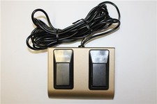 Behringer FS112B 2-Button Bass Amp Footswitch