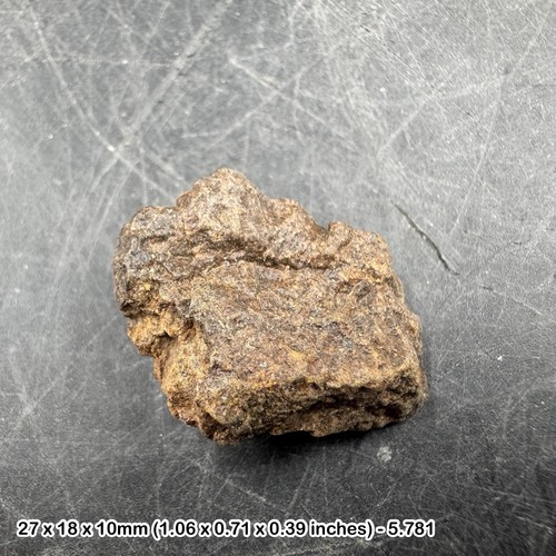 Nwa chondrite meteorite - h5,