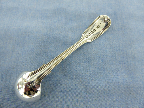 Antique sterling silver - an,