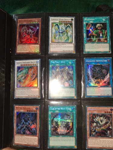 Yugioh binder collection - binder, with