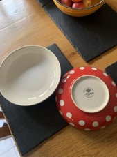 WHITTARD OF CHELSEA  21 CM RED&WHITE POLKADOT BOWL HANDPAINTED PASTA/SOUP BOWLS