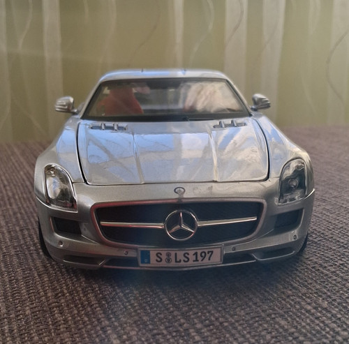Maisto special edition 18 - maisto, 1:18