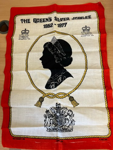 Queen elizabeth silver - ii,