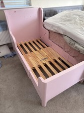 IKEA BUSUNGE Kids Pink