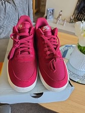 Nike Air Force 1 Suede Crimson