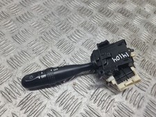 Toyota Yaris Verso indicator +