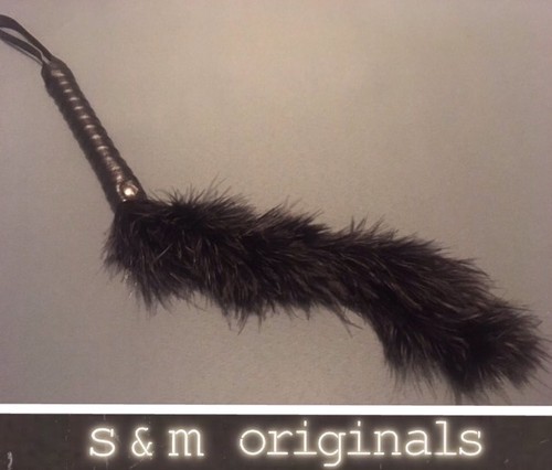 Bondage kit feather whip - kit,
