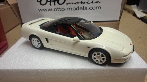 Ottomobile ot242 honda - 1:18,