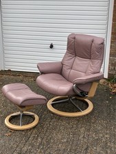 Stunning Large Stressless Mayfair Leather Signature recliner Chair&Footstool.