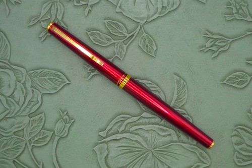Platinum red riviere - platinum,