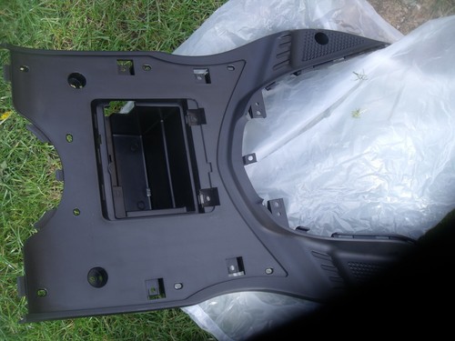 Yamaha vity 125 foot panel - vity,