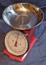 Red Retro Kitchen Scales