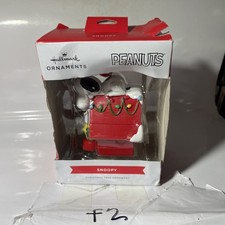 NEW Hallmark 2021 Peanuts SNOOPY NAPPING ON DOG HOUSE Christmas Tree Ornament  