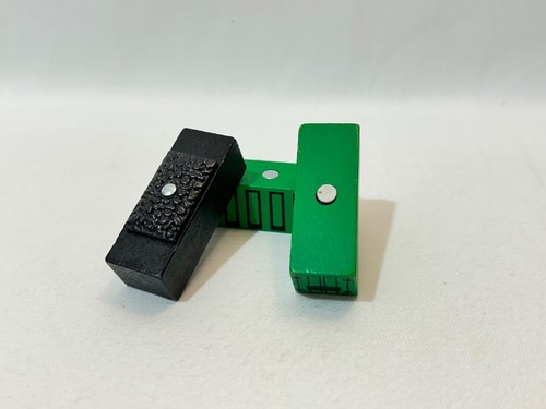 Magnetic cargo for - magnetic,