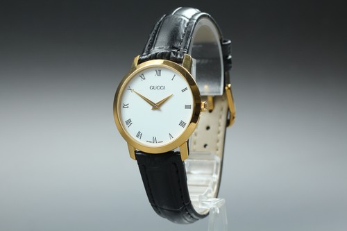 Near mint gucci 2200m - mint], white
