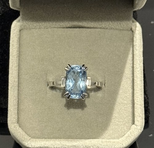 18ct gold aquamarine - , and