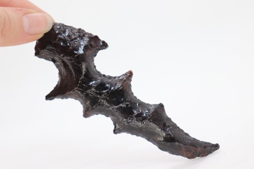Flint knapped lizard skin - flint,