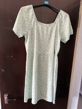 Primark girls mint green daisy print summer dress (14-15 years)