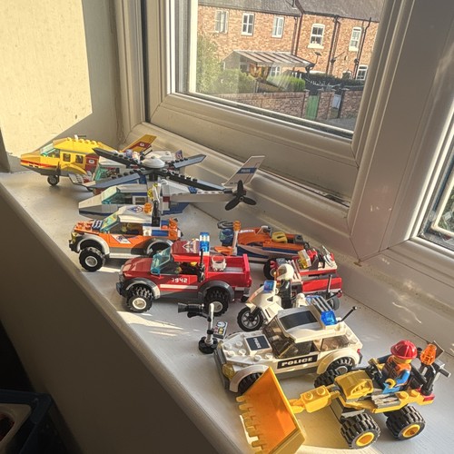 Lego city emergency vehicles - emergency,