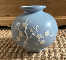 Copeland Spode Blue Cherry Blossom Detail Round Globe Decorative Ceramic Vase