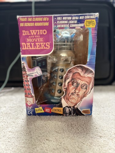 Doctor who peter cushing - doctor,