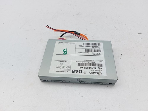 Volvo v40 2016 dab - volvo, head
