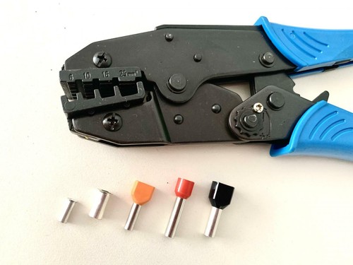 Crimp tool for bootlace - crimp,