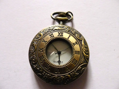Antique gold cased - qtz, half