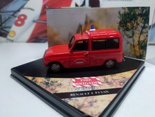 VITESSE - RENAULT 4F4 VAN -