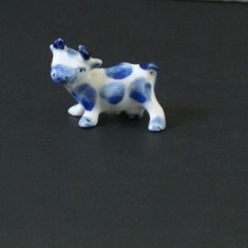 DELFT BLUE & WHITE COW FIGURE