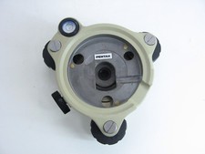 OEM PENTAX STYLE TOTAL STATION TRIBRACH WITHOUT PLUMMET, WITH ROUND BUBBLE LEVEL