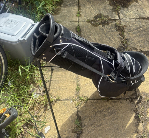 Black white nylon - black/white, stand