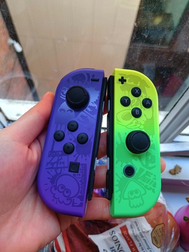 New official nintendo switch - official,