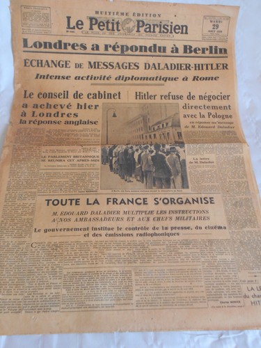 Newspaper petit parisian - le,