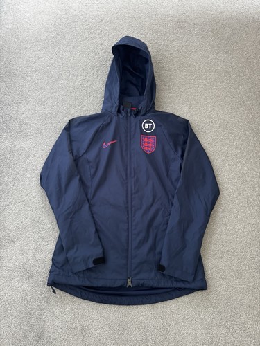 Nike player issue england - nike,