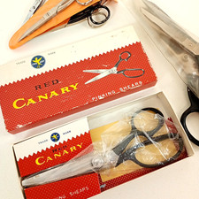 Red Canary Pinking Shears Size 7" Boxed & Other Vintage Dressmaking Scissors