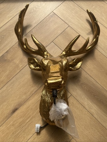 Gold metal stag deer trophy - gold,