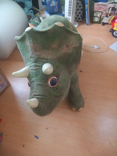 Playskool kota triceratops - playskool,