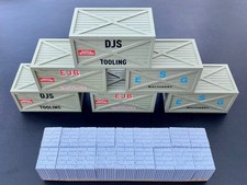 Hornby  Wagon Loads   6 x Timber box containers 1 x Brick load